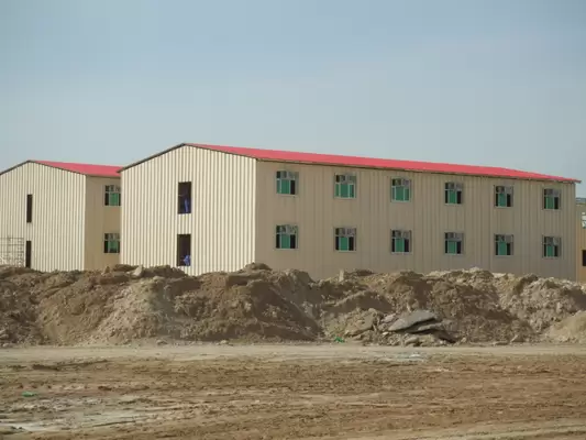 Low-Cost Prefab Commercial Buildings / Energy Saving Prefab Metal Building