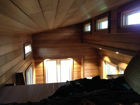 Mobile Prefab Light Steel Tiny House With Wheels Kit Home In AU/EU/US Standard