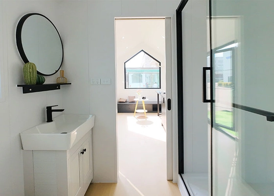 AS / US  STANDARD Affordable Prefab Tiny House On Wheels With Bedroom Bathroom