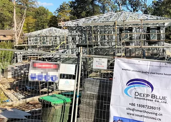 Steel Frame Apartment Building / Typhoon Resistance Prefabricated Apartment