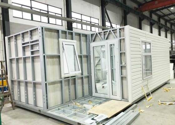 Wind Resistance Prefabricated Light Steel Frame Houses Foldable Mobile House / Steel Warehouse Storage