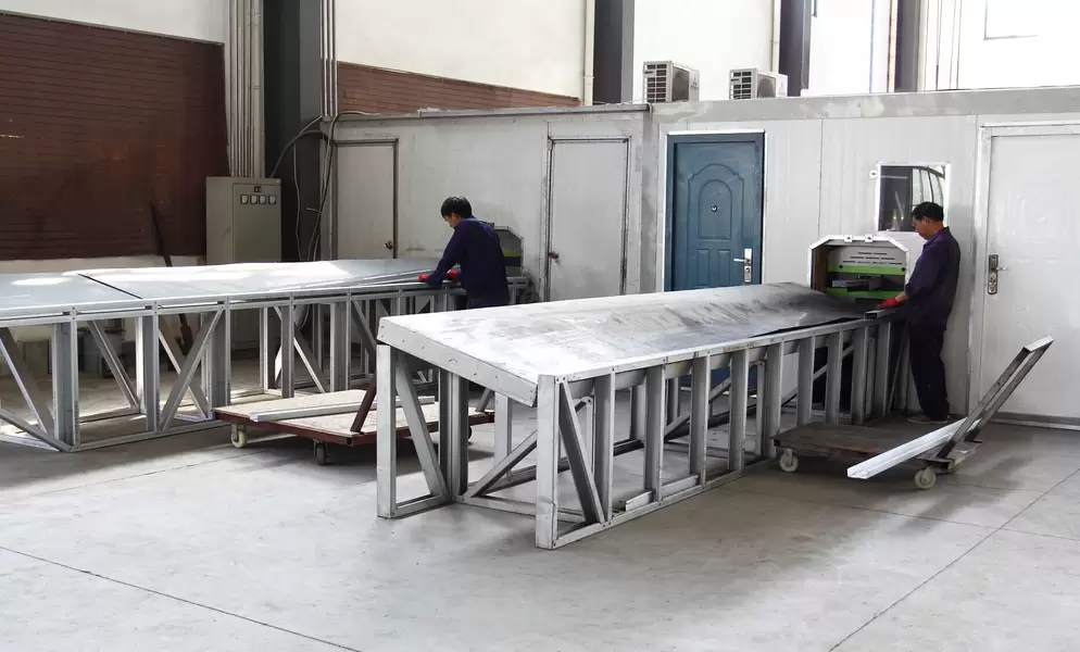 NINGBO DEEPBLUE SMARTHOUSE CO.,LTD manufacturer production line
