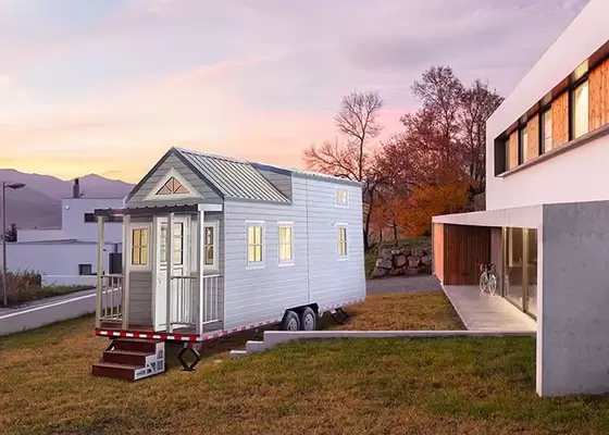 Modern Modular Wpc Board Prefabricated Tiny House On Wheel With Light Steel Frame