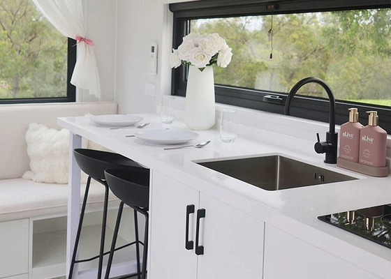 Los Angeles Emergency Trailer House On Wheels Luxury Movable House