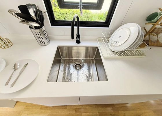 Australia Standard Prefabricated MobileTiny House On Wheels Trailer Cabin For Garden Airbinb