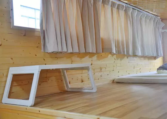 Prefabricated Tiny House With 110/220V/240v Electrical Glass Wool And PU Cladding Insulation