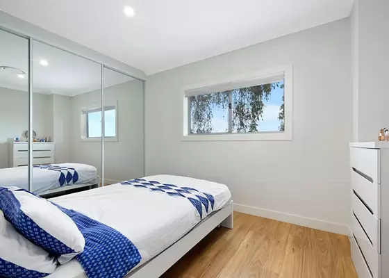 Light Prefab Steel House Good Earthquake Proof Prefab Metal Buildings